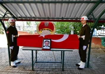 Devre arkadaşımız, kardeşimiz (E) İs.Alb. Talat UÇAK'ı  son yolculuğuna uğurladık.