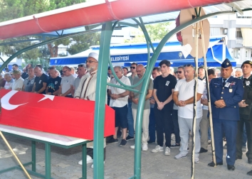 Devre arkadaşımız, kardeşimiz (E) İs.Alb. Talat UÇAK'ı  son yolculuğuna uğurladık.